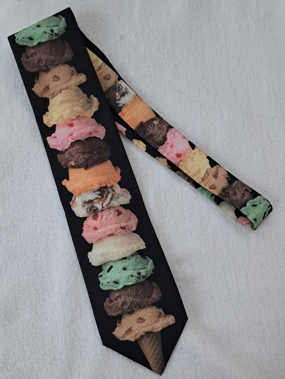 WALNUT RIDGE Ice Cream Print Mens Necktie - Black with Multicolor Scoops - LNC